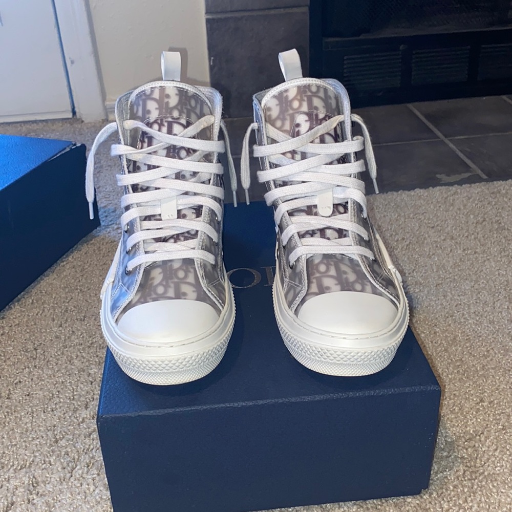 B23 Dior Size 41 US Size 8